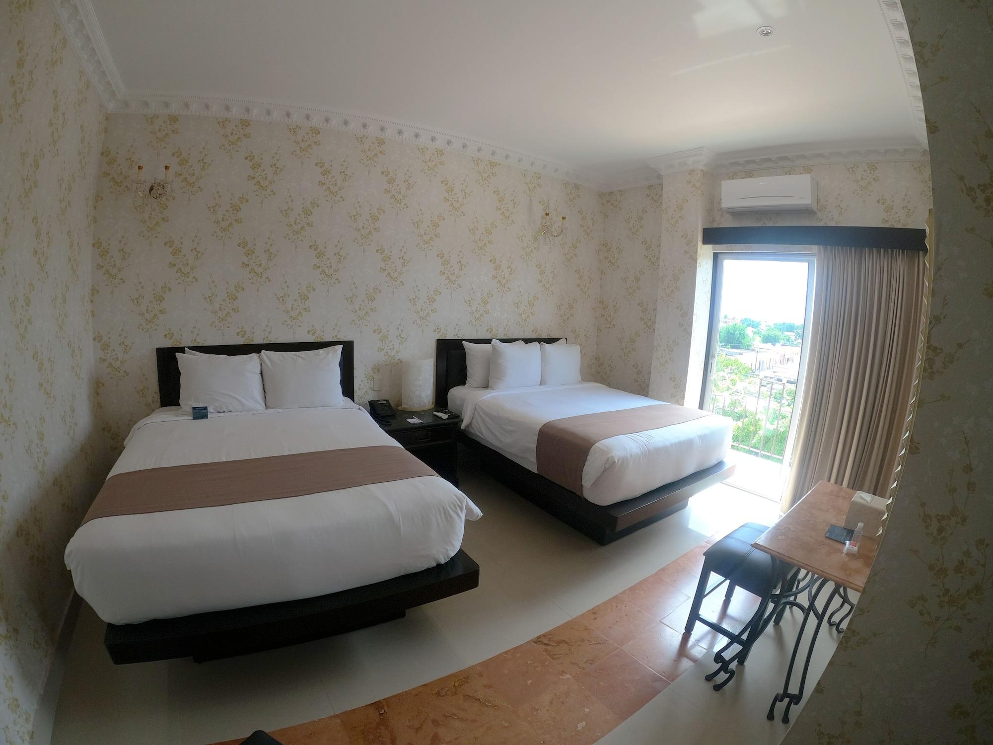 Hotel Palacio Maya メリダ エクステリア 写真