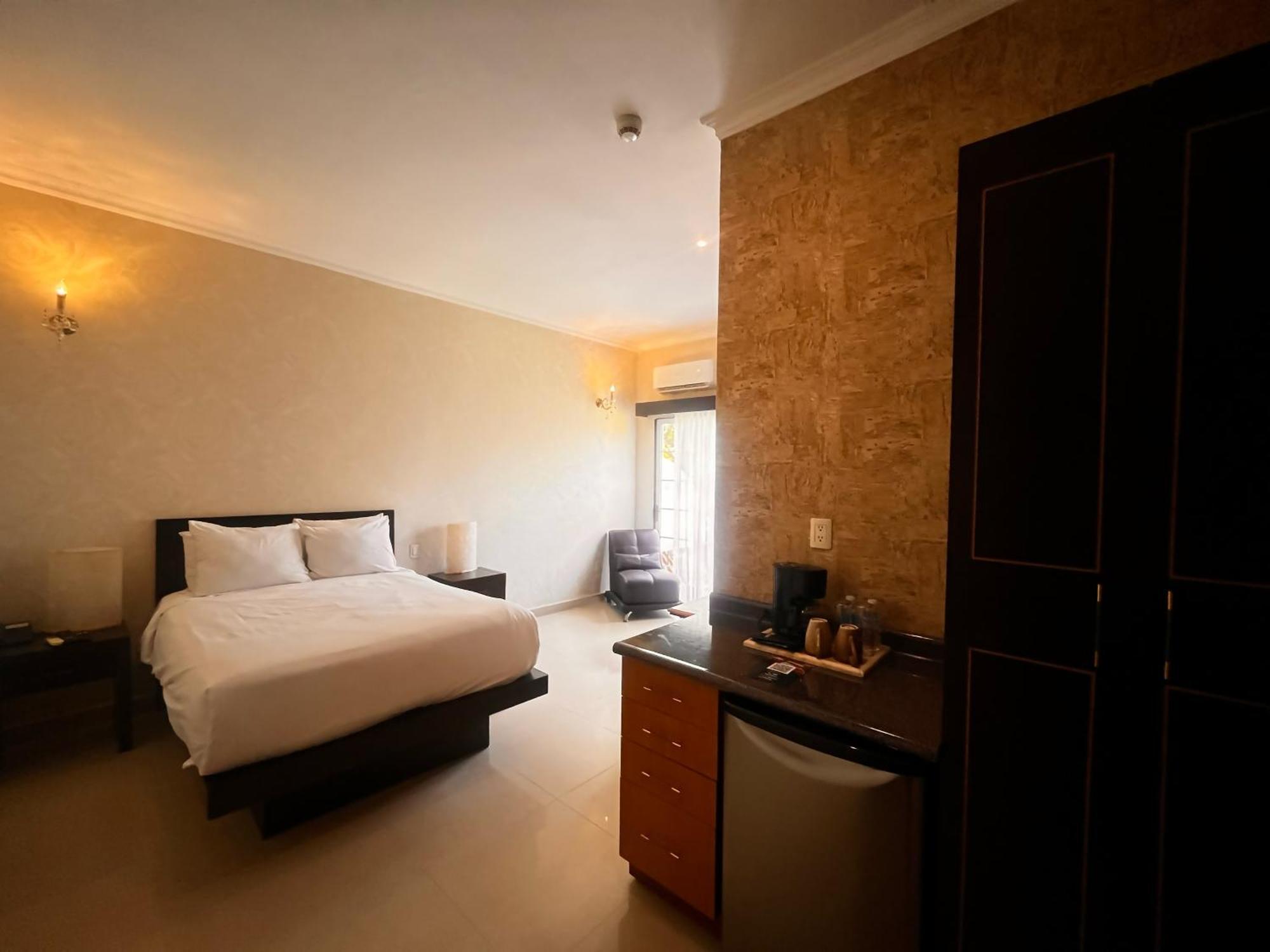 Hotel Palacio Maya メリダ エクステリア 写真