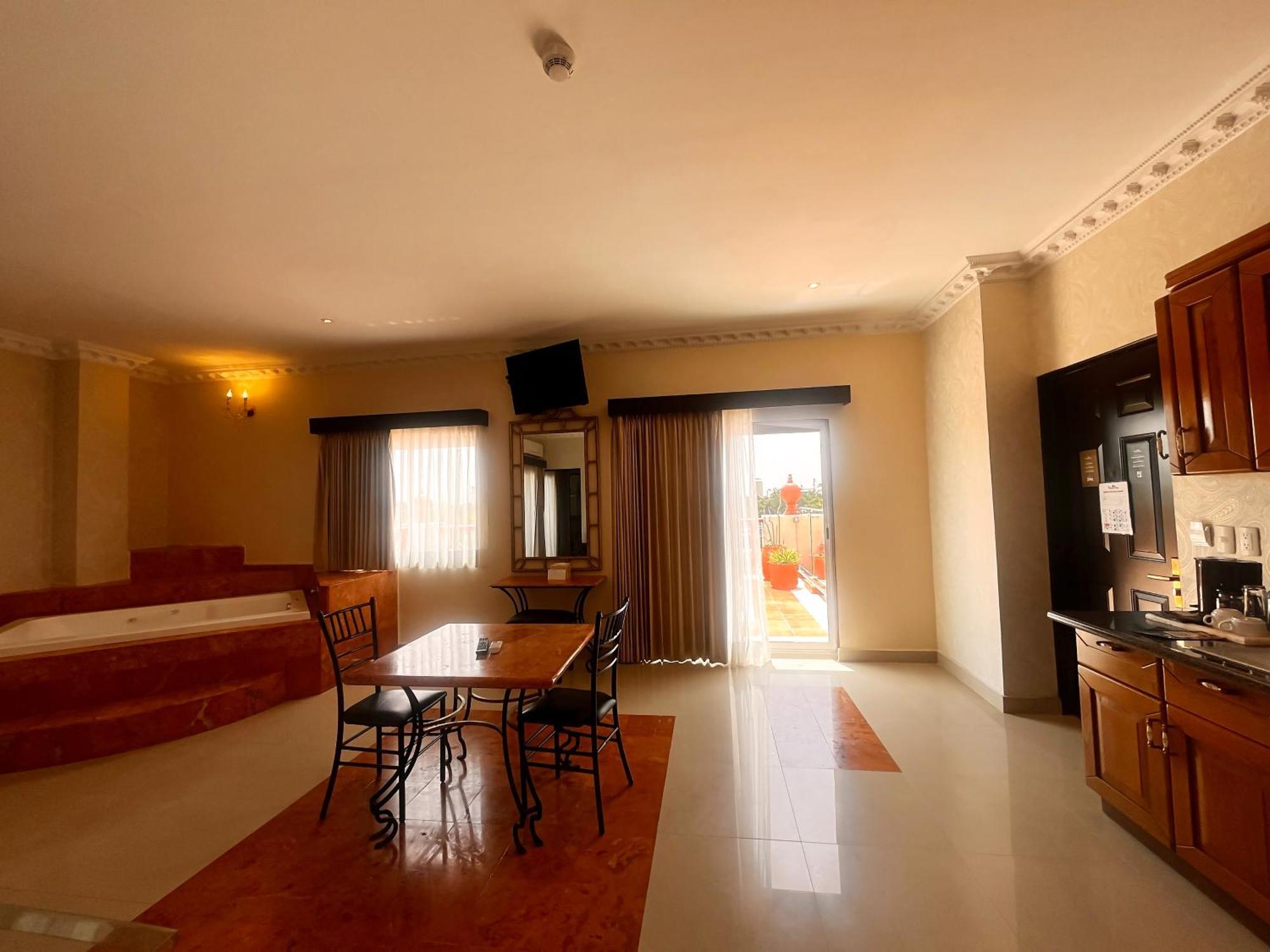 Hotel Palacio Maya メリダ エクステリア 写真